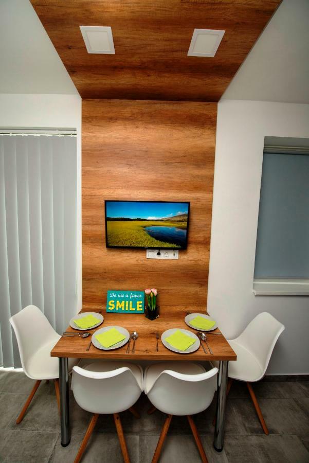 Lakefive Apartments Balatonfuered Ngoại thất bức ảnh