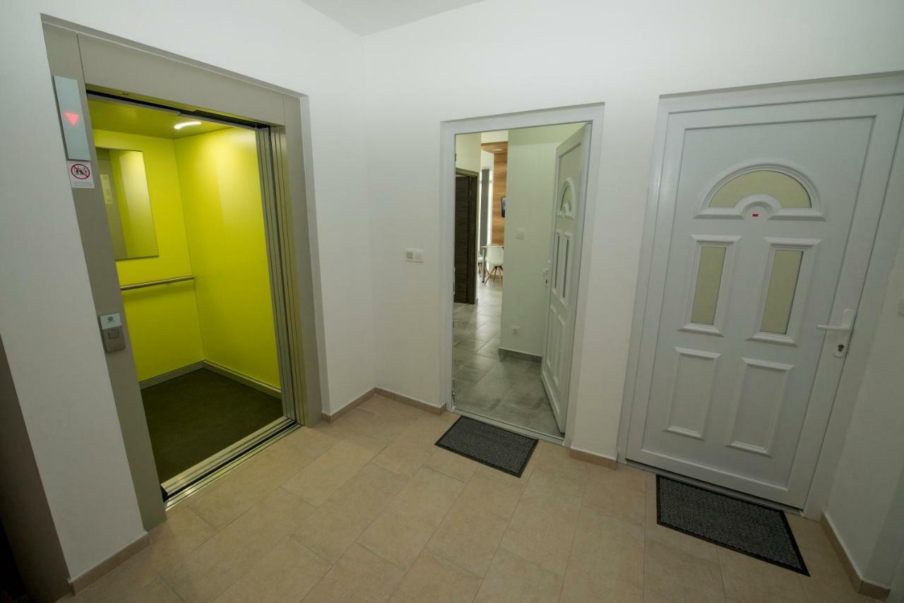 Lakefive Apartments Balatonfuered Ngoại thất bức ảnh